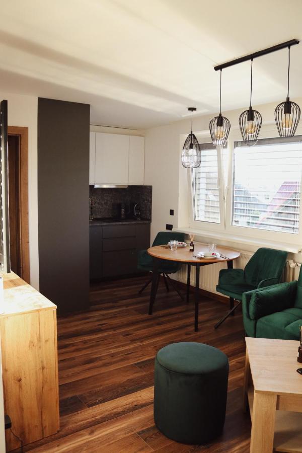 Iq Apartments プレショフ エクステリア 写真