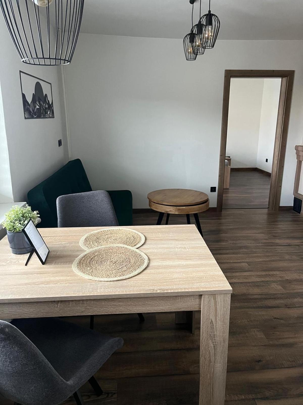 Iq Apartments プレショフ エクステリア 写真