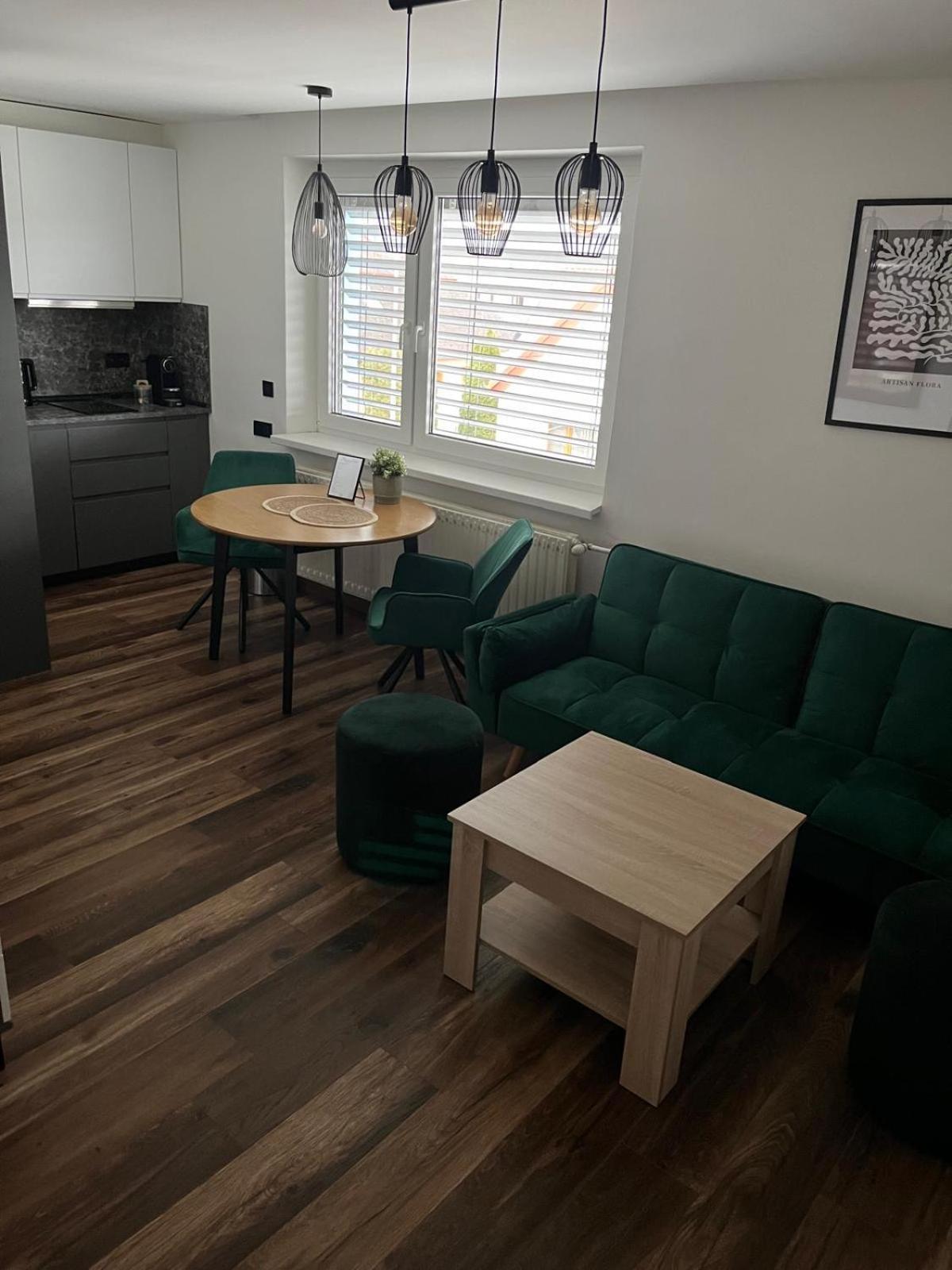 Iq Apartments プレショフ エクステリア 写真
